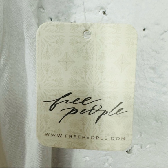 Free People Beach Size Small White Mini Dress Beach Cover Up NEW - Picture 11 of 13